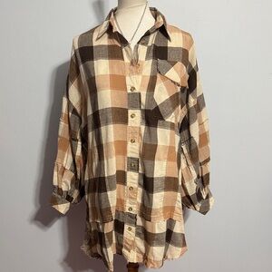 easel Plaid Button-Front Tunic in Cream, Brown & Tan